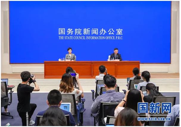 生態(tài)環(huán)境部部長黃潤秋國新辦新聞發(fā)布會(huì)答記者問