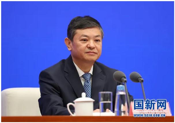 生態(tài)環(huán)境部部長黃潤秋國新辦新聞發(fā)布會(huì)答記者問